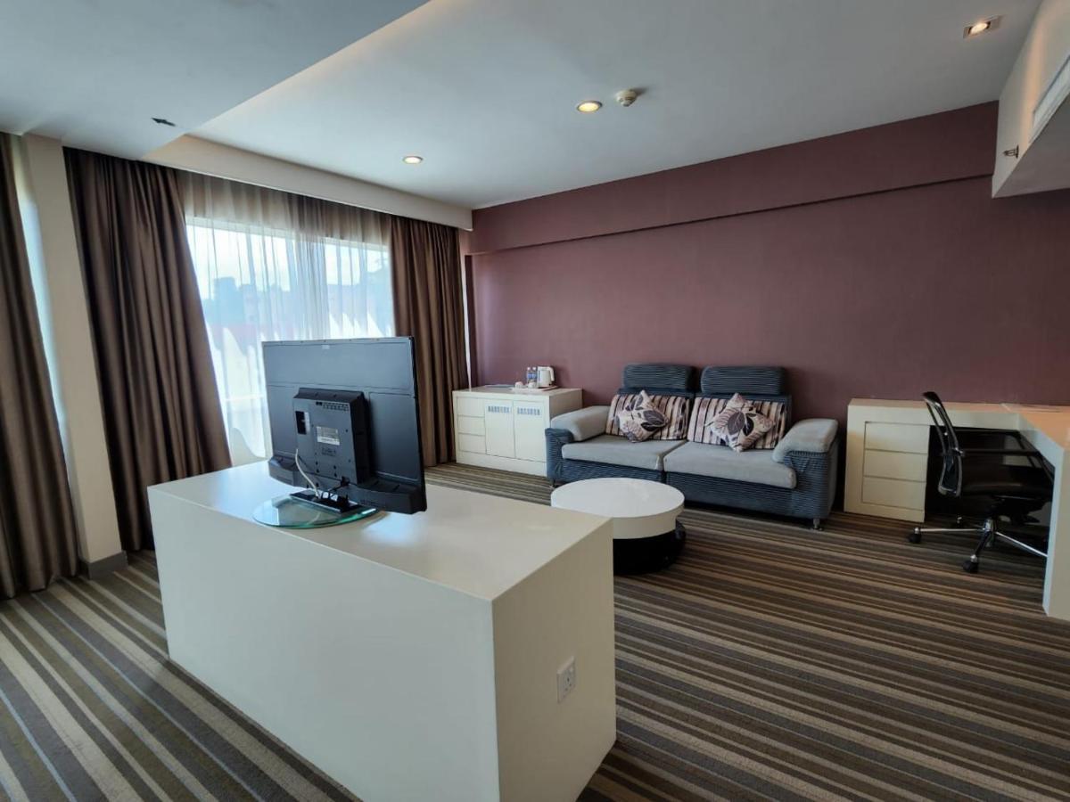 Hotel Capital 3*